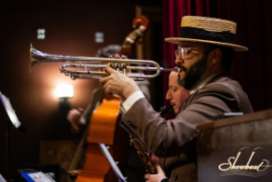 Live Music - Showboat Jazz Band